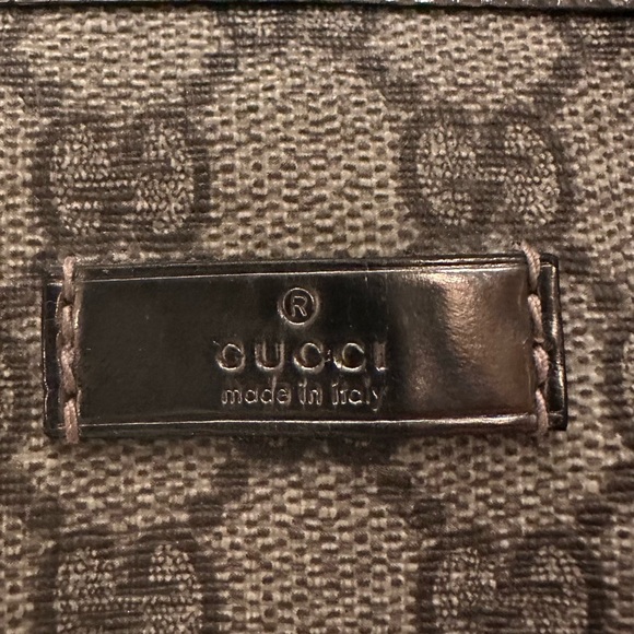 Gucci GG Supreme Mini Joy Boston Bag - Picture 14 of 15